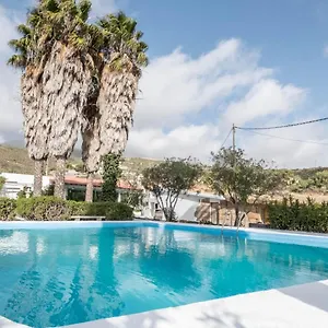Carrillo Villa